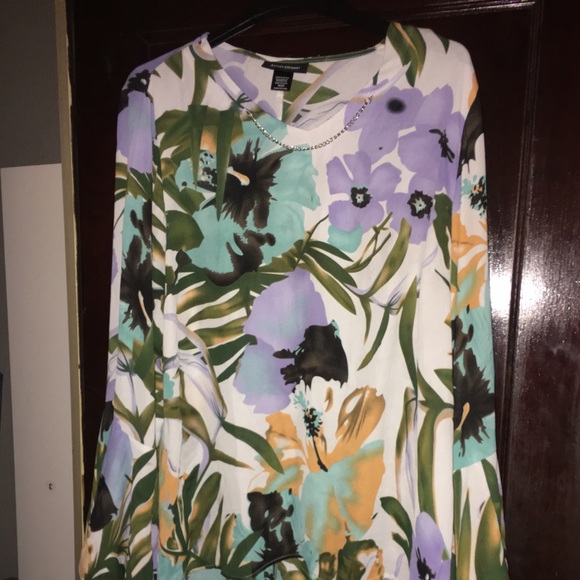 Floral high/low blouse