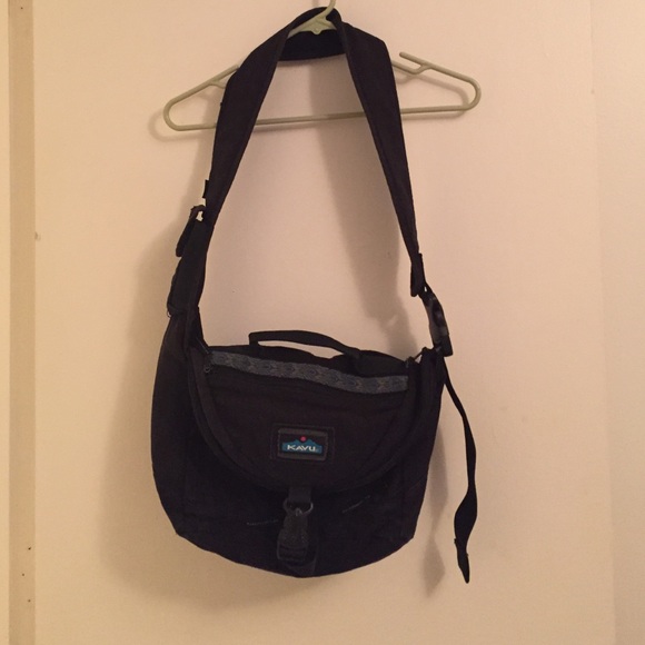 Kavu Black Crossbody Messenger bag.