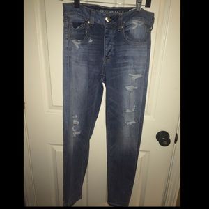 Boyfriend skinny jeans;  "tomgirl" fit