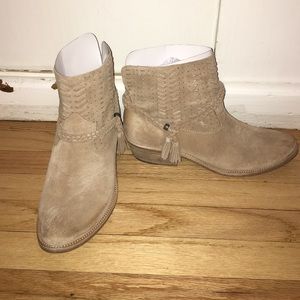 Dolce Vita suede bootie