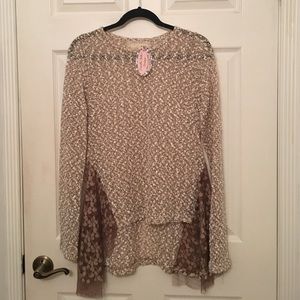 A'reve sweater