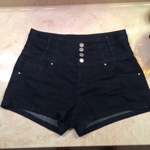 High waisted dark jean shorts!