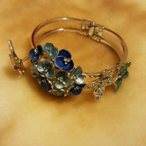 Bracelet - Picture 3 of 4