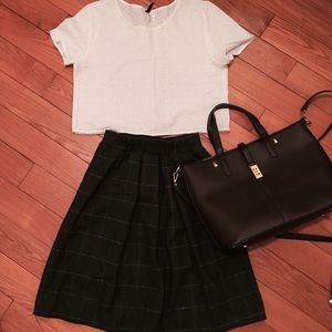 Green semi-long skirt