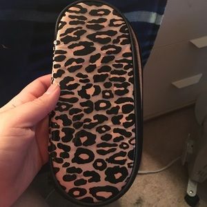 MAC holiday Limited Edition Brush Holder