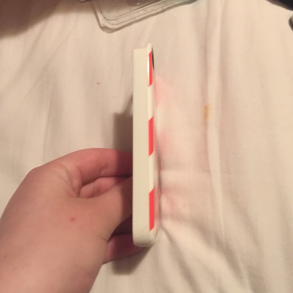 iPhone 4 case! - Picture 3 of 4