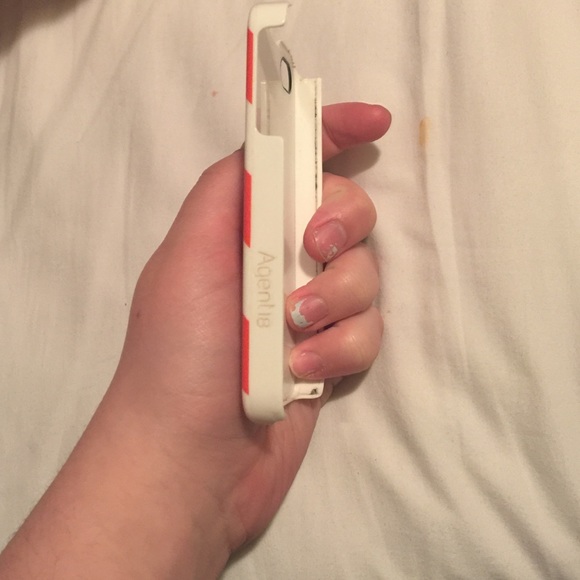 iPhone 4 case! - Picture 4 of 4