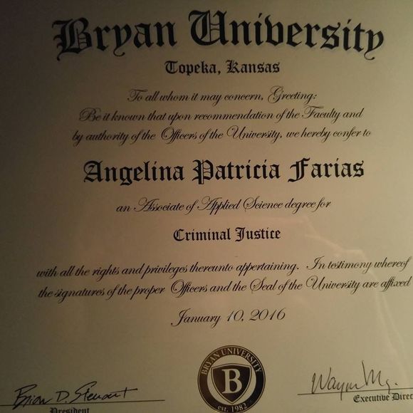 Meet your Posher, Angelina - Picture 1 of 1