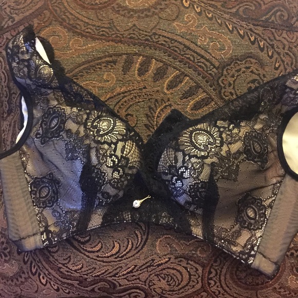 Brand new  lace plunge Unlined Demi Bra