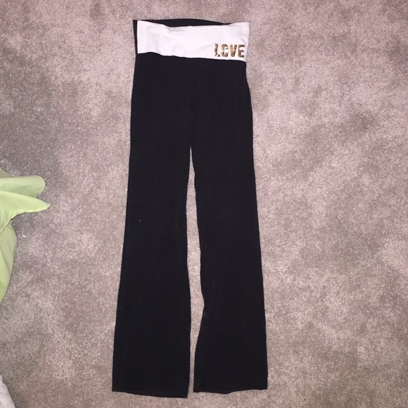 VS Pink Yoga Pants