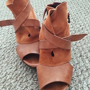 Free people genuine leather platform wedge