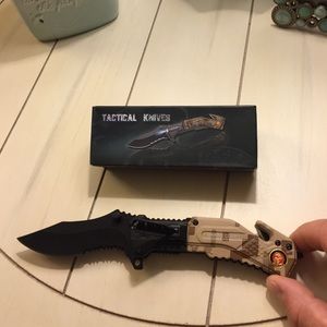 8" spring assisted marines pocket knife