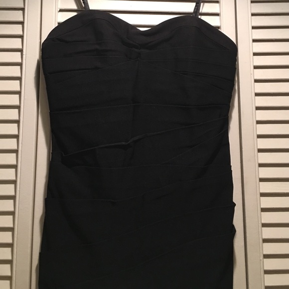 NEW Black Fitted Sweetheart Spaghetti Strap Dress - Picture 2 of 4