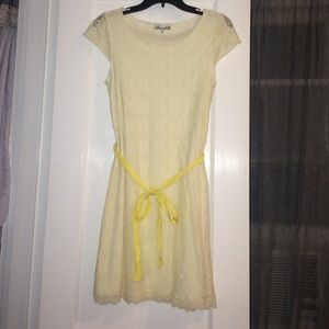 Francesca's cream lace dress. Size small NWOT