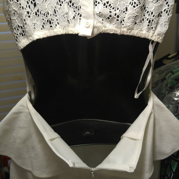 Pretty Ivory dress - Picture 5 of 8