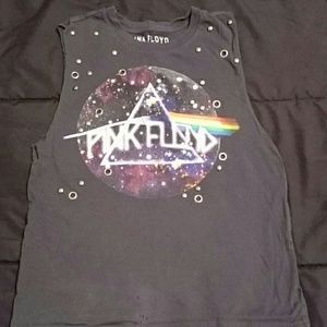 Pink Floyd shirt