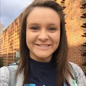 Meet your Posher, Brooke