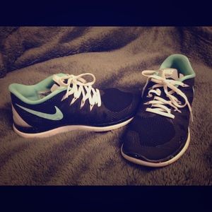 NikeiD Free 4.0 Women's shoes