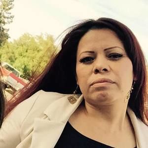 Meet your Posher, Ernestina