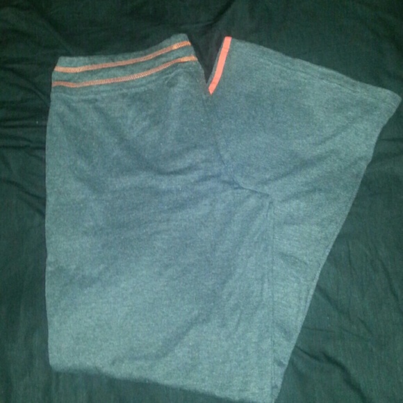 Sweat pants - Picture 3 of 3