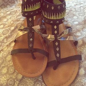 ✨FLASH SALE✨Sandals