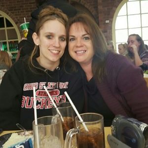 Meet your Posher, Dakota