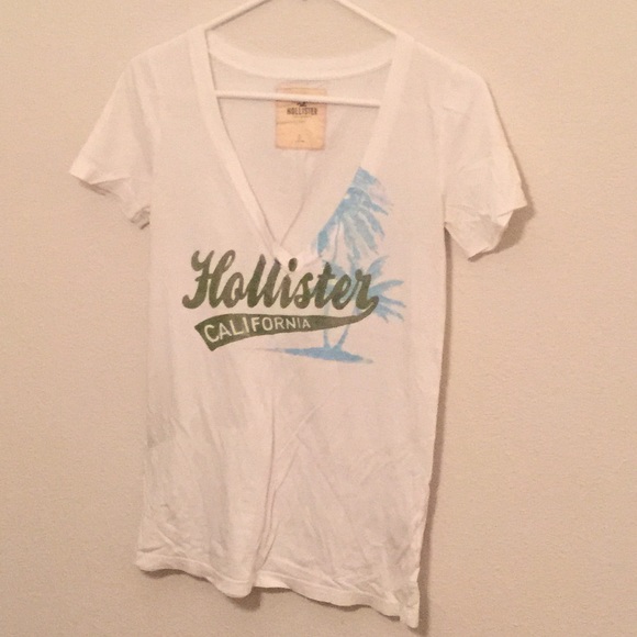 Hollister tee shirt