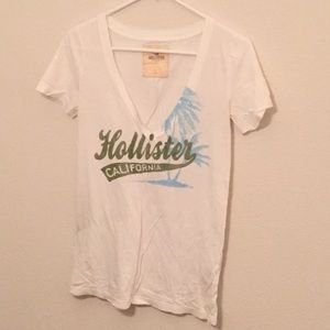 Hollister tee shirt