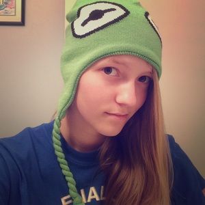 Kermit the frog beanie with strings