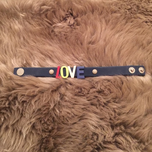 BCBG bracelet