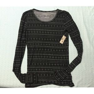Aeropostale Black top