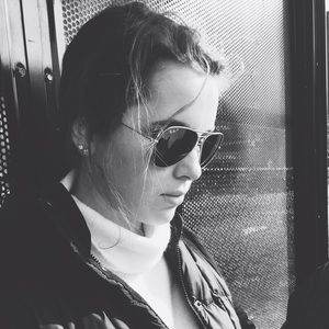 Meet your Posher, Olivia