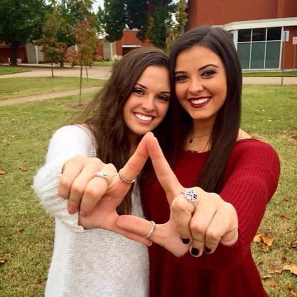 Meet your Posher, Sarah - Picture 1 of 1