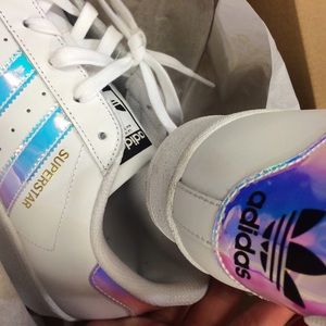 Meet your Posher, Evelyn