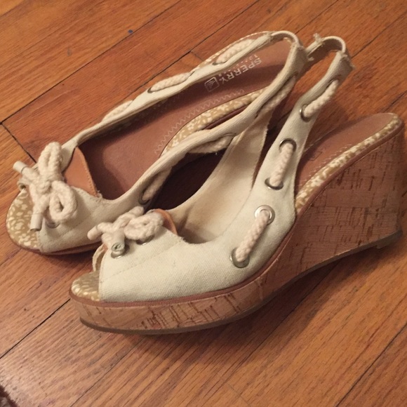 Sperry top sided wedge heel cream size 8.5
