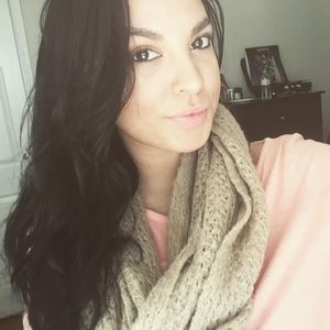 Meet your Posher, Victoria