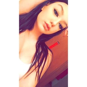 Meet your Posher, Haylie