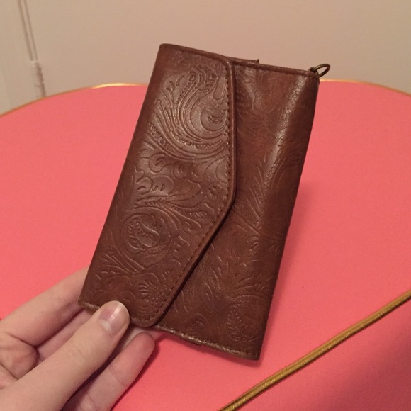Brown Embossed Leather iPhone 6 Wallet Case