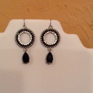 💕SALE 💕WHBM earrings!