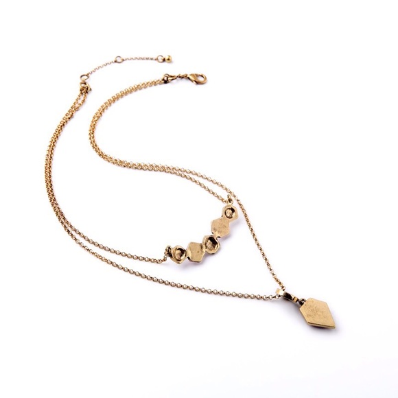 • SALE • Stylish Multicolor 2 Layers Necklace • - Picture 2 of 3