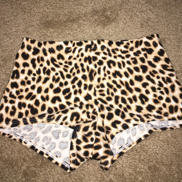 Victorias Secret BOOTY Shorts 💜💜💜💜