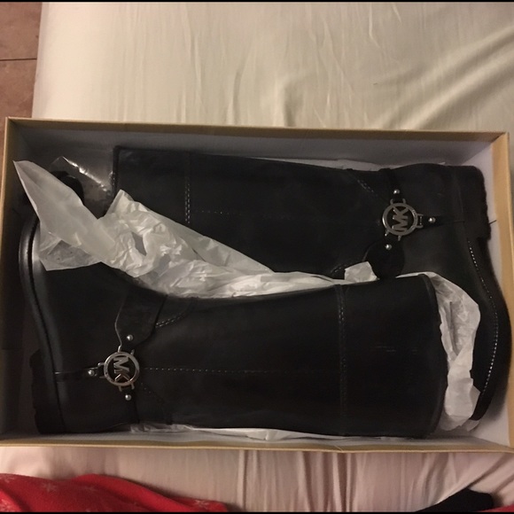 Michael Kors Shoes - Michael Kors Fulton Harness Rain-boots!