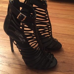 Brand new Steve Madden Strappy heels