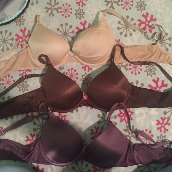 3 Victoria's Secret Biofit Bra's