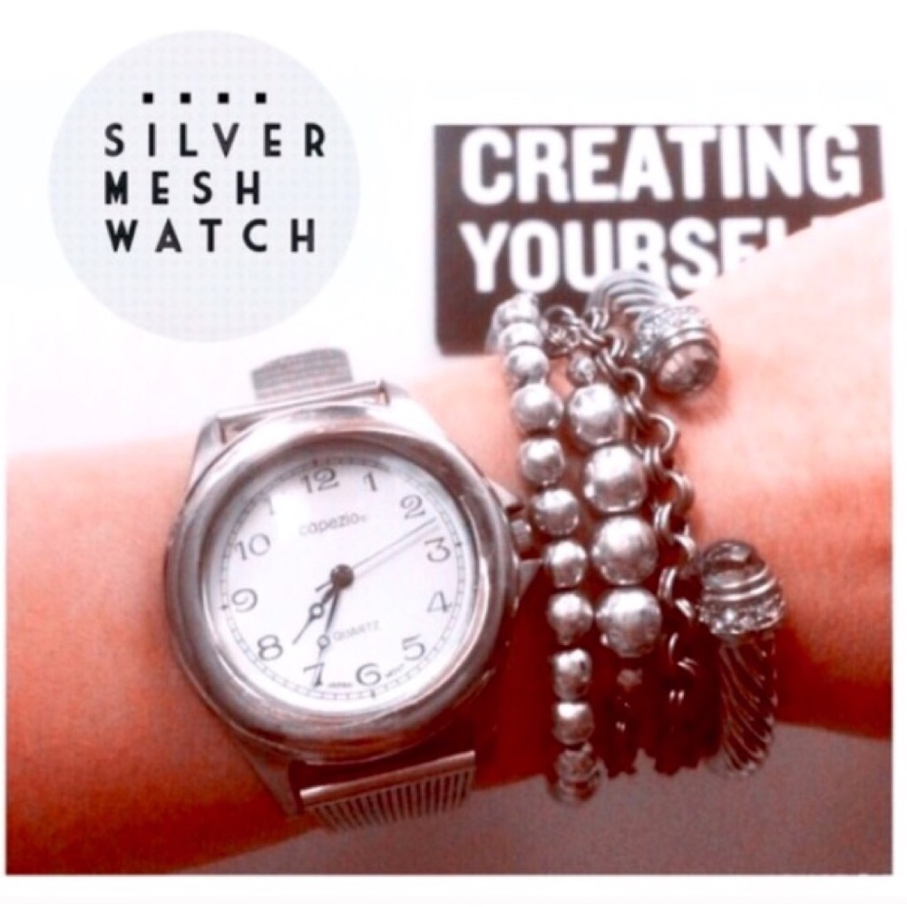 •MESH CHUNKY SILVER WATCH•