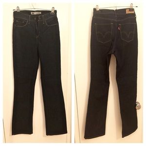 Levi's 512 Perfectly Slimming Bootcut Jeans sz 2!
