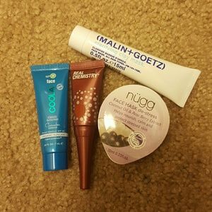 4 test size face masks