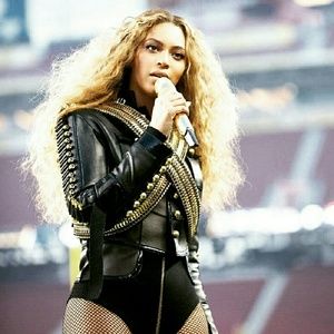 Meet your Posher, Jaylume