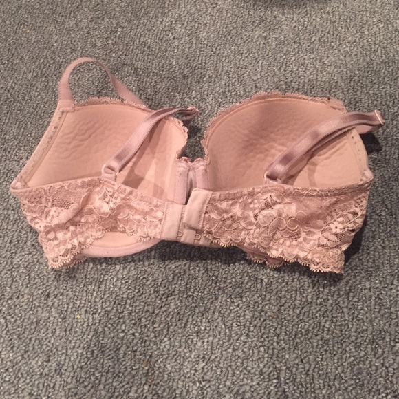VICTORIA's SECRET BRA - Picture 2 of 4