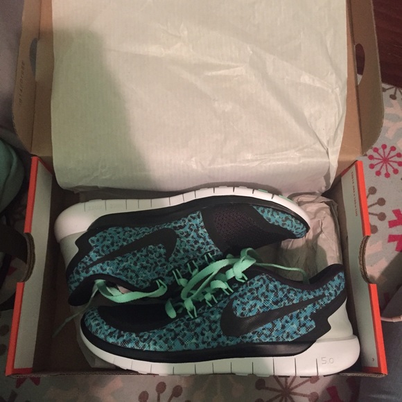 Nike Free 5.0 Shoes!